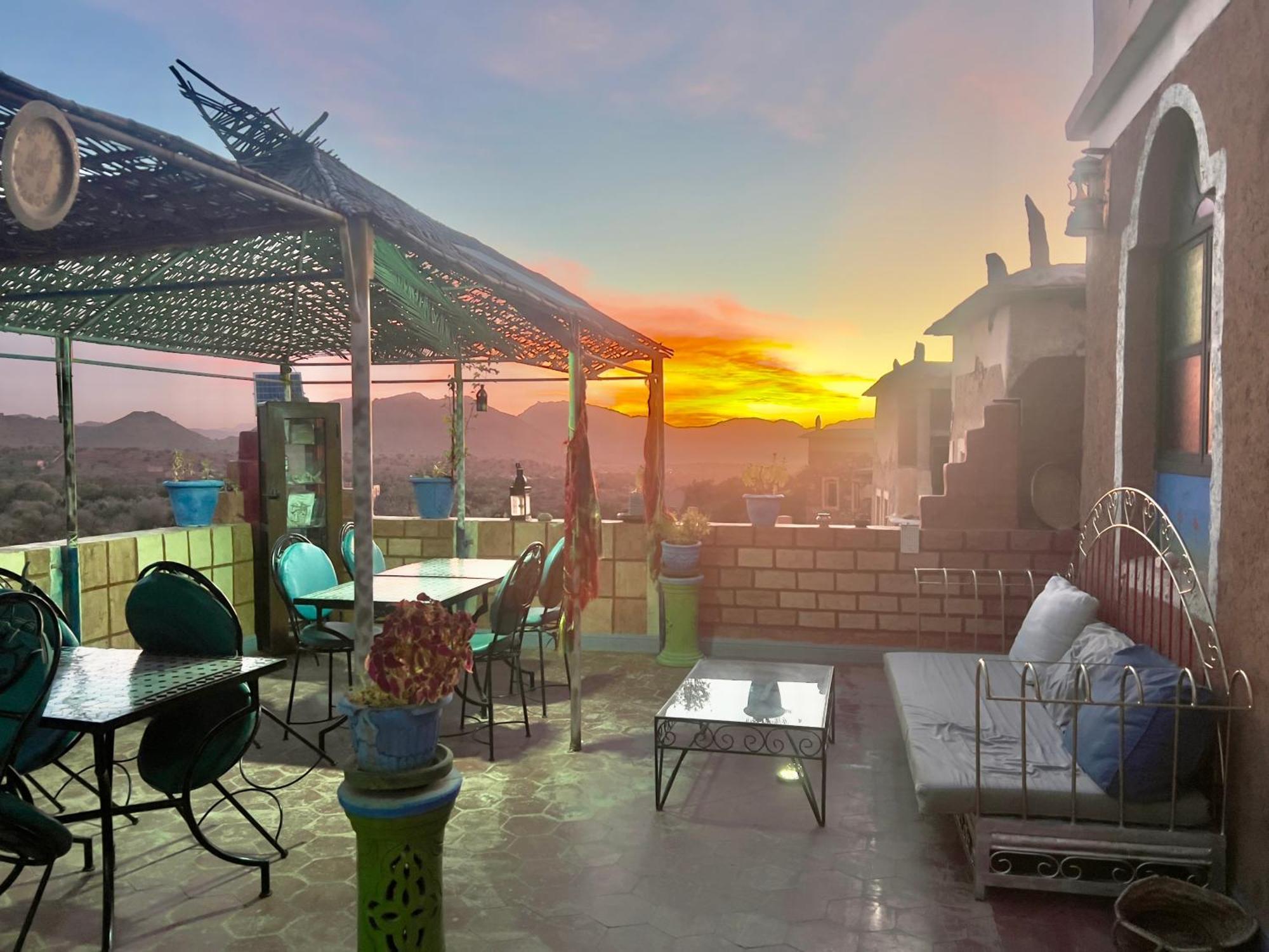 La Maison Traditionnelle Hotel Et Guesthouse Tafraout Esterno foto