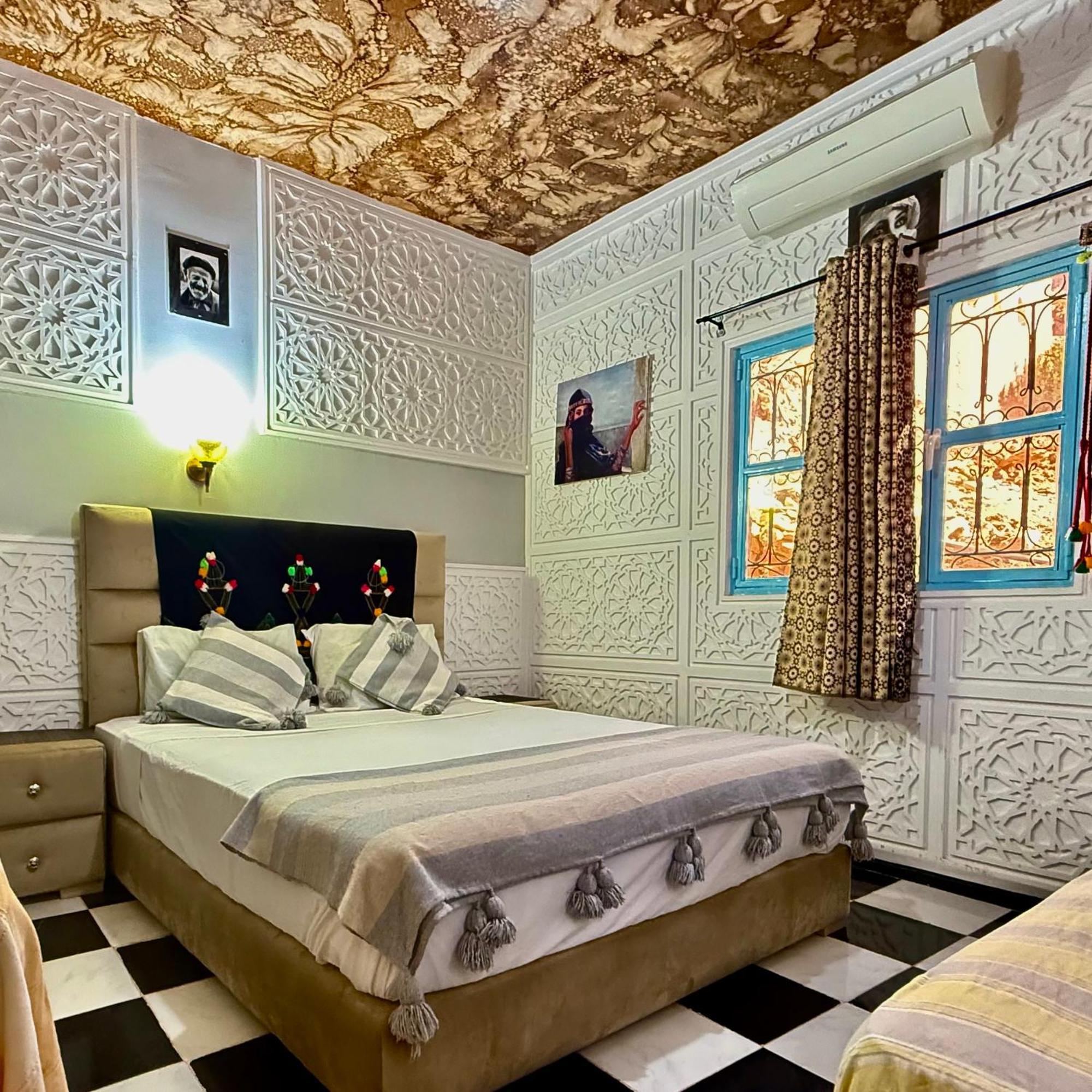 La Maison Traditionnelle Hotel Et Guesthouse Tafraout Esterno foto